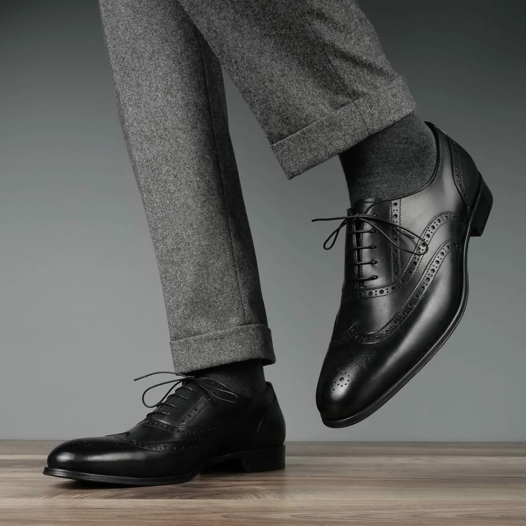 Cambridge Wingtip Oxford Brogue – Black