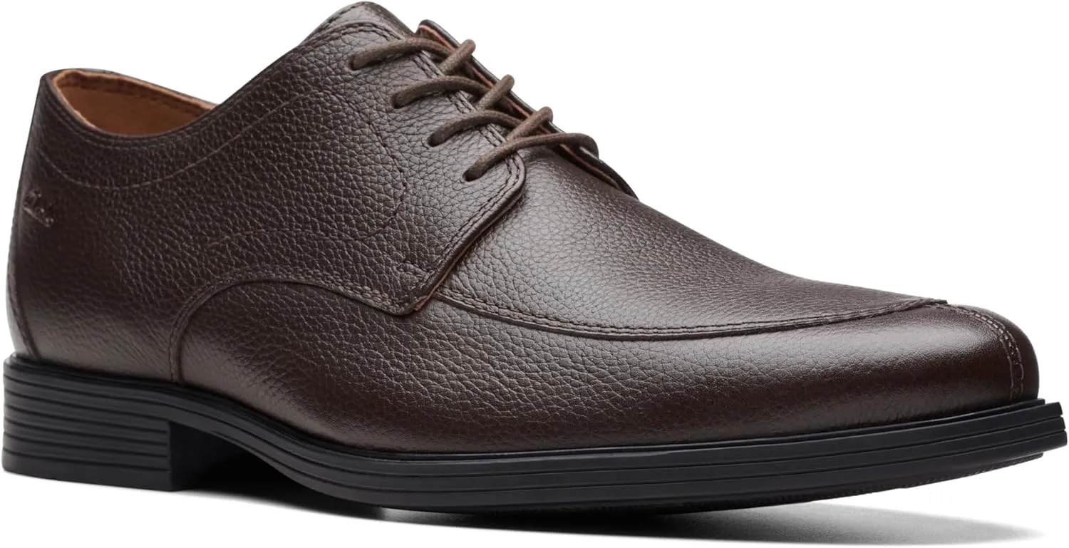 Clarks Mens Lace Up Leather Oxfords