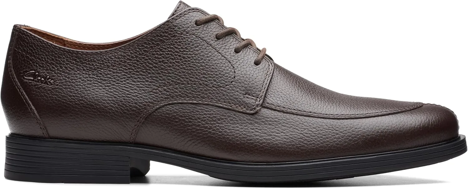 Clarks Mens Lace Up Leather Oxfords