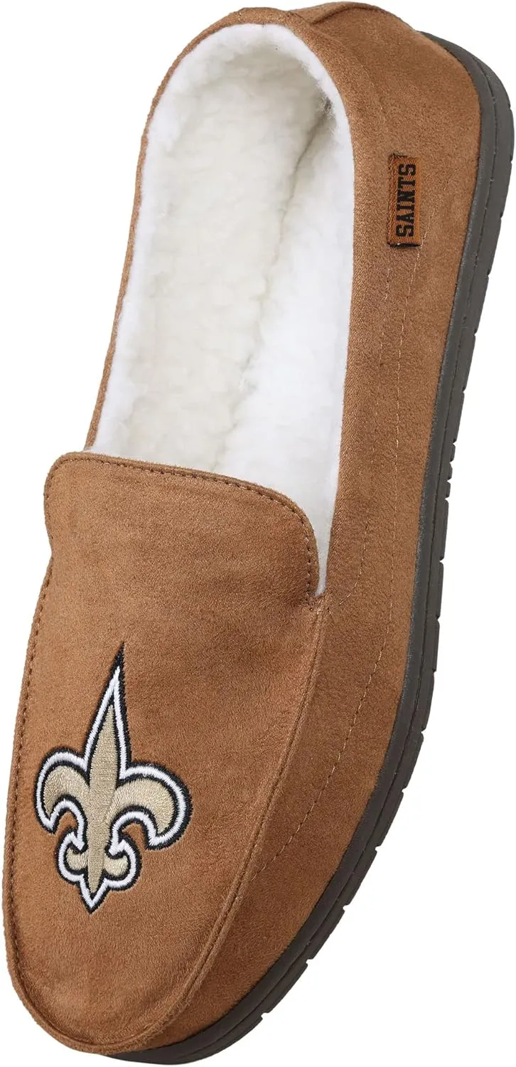 FOCO Men's NFL Football Team Logo Moccasin Slippers