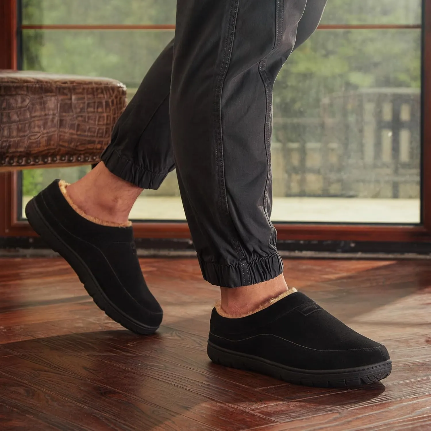 HomeTop Men's Moccasin Slippers Soft Warm Non-slip Memory Foam Indoor House Shoes with Fluffy Lining