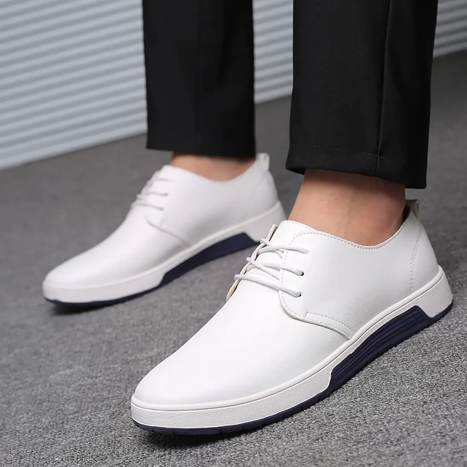 Men's Casual Oxford Shoes Lace-up Dress Shoes Comfortable Fashion Sneakers