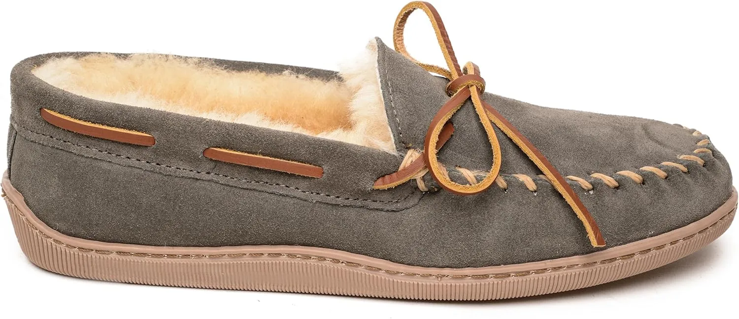 Minnetonka Men's Sheepskin Hardsole Moccasin Slippers