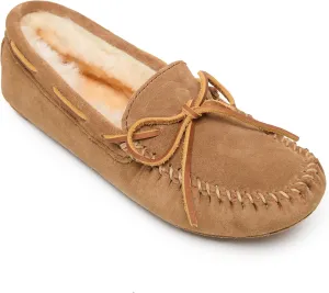 Minnetonka Women's Sheepskin Soft Leather Sole Leather Sole Moccasin, Tan 5 W