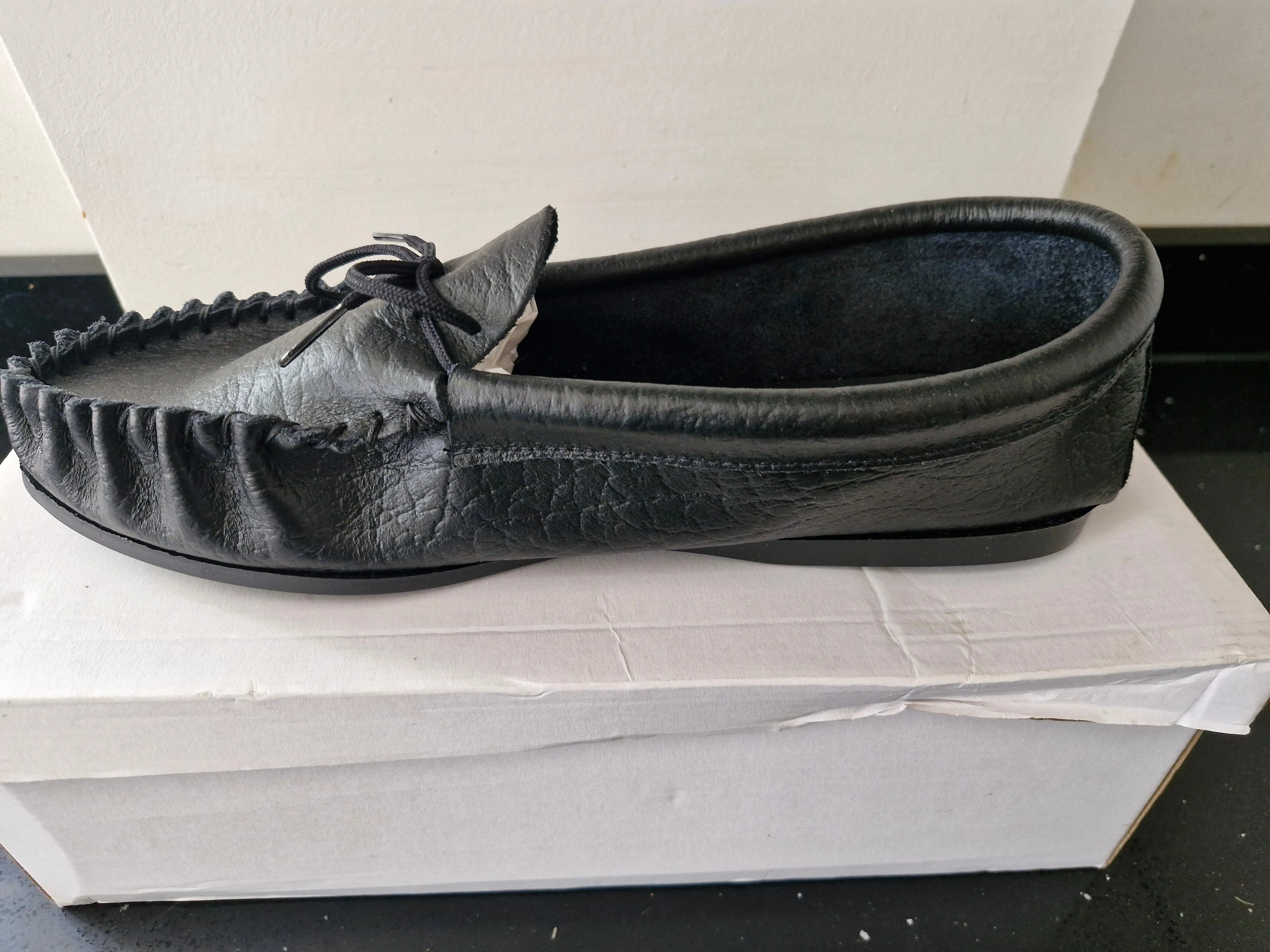 Mokkers Black Soft Leather Moccasin Shoes (MS081A)