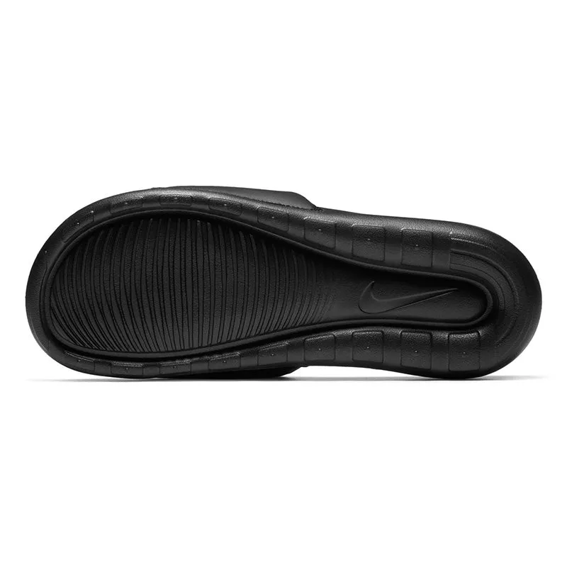 NIKE VICTORI ONE SLIDE