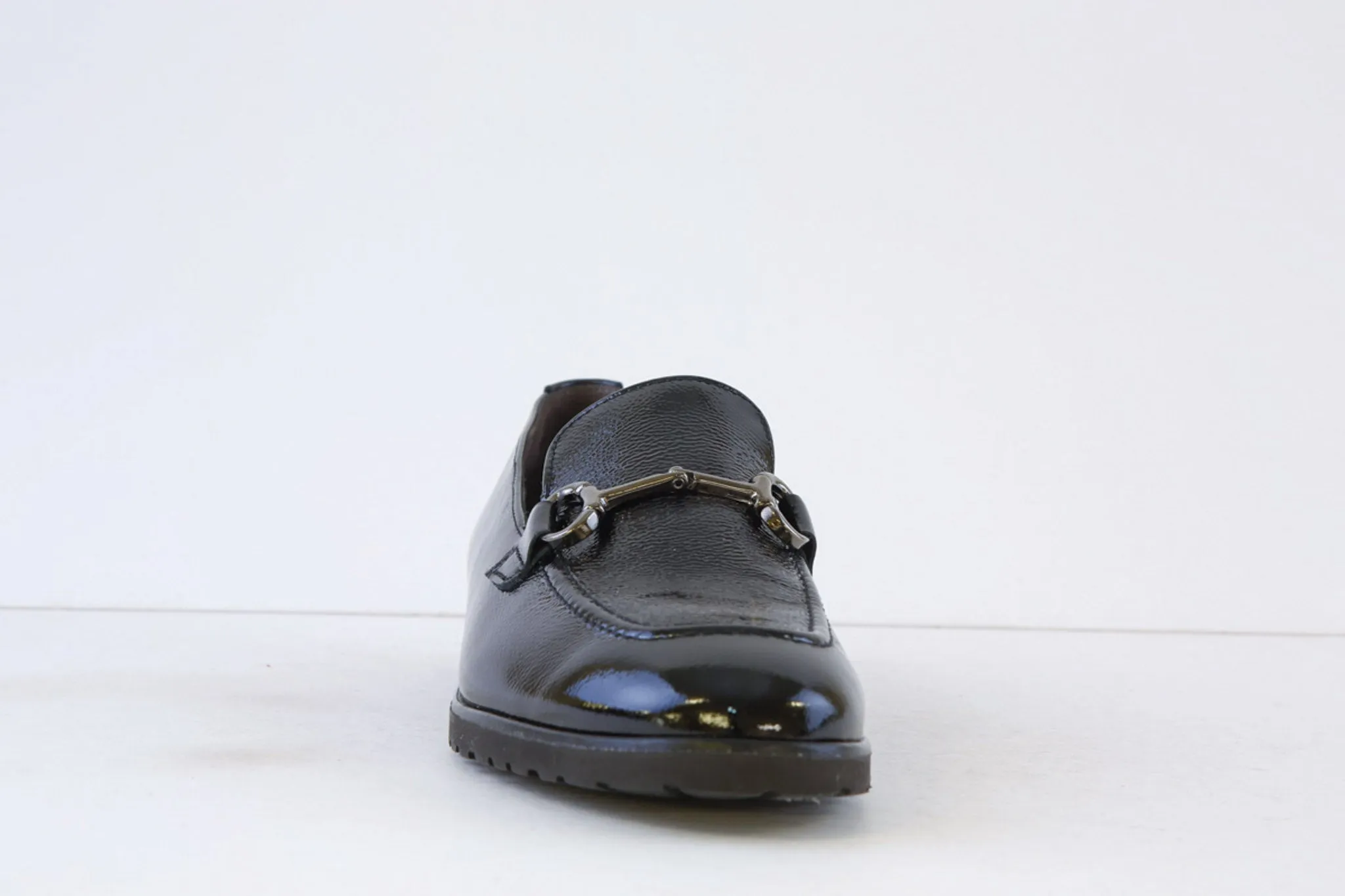 PAUL GREEN - 1027-07X FLAT LOAFER WITH CHAIN - BLACK PATENT