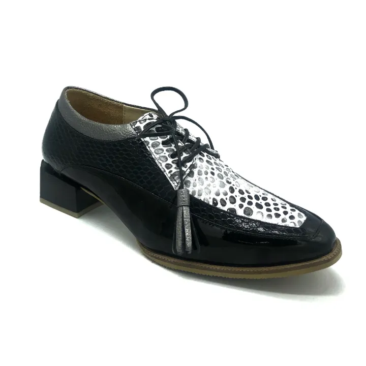 "Úrsula" Leather Oxford Shoes