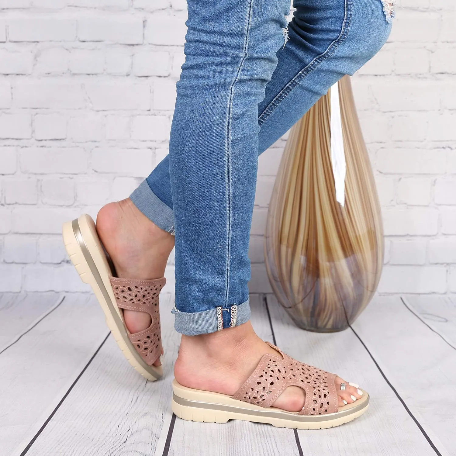 RF ROOM OF FASHION Women's Cutout Design Comfort Slide Sandals