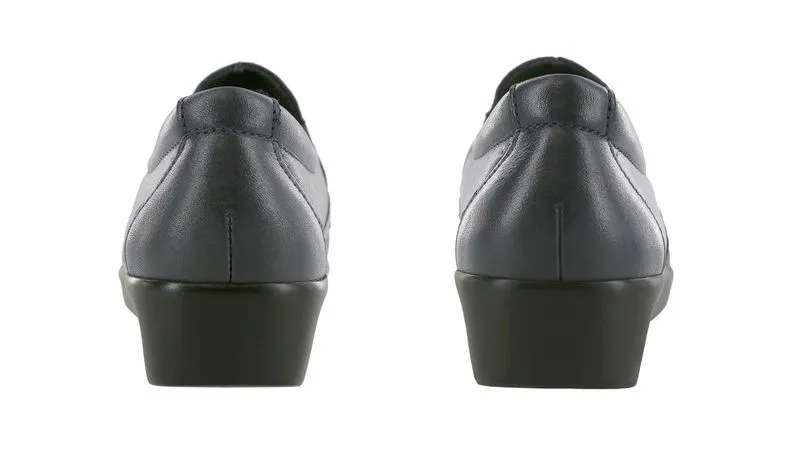SAS Women's Dream Navy