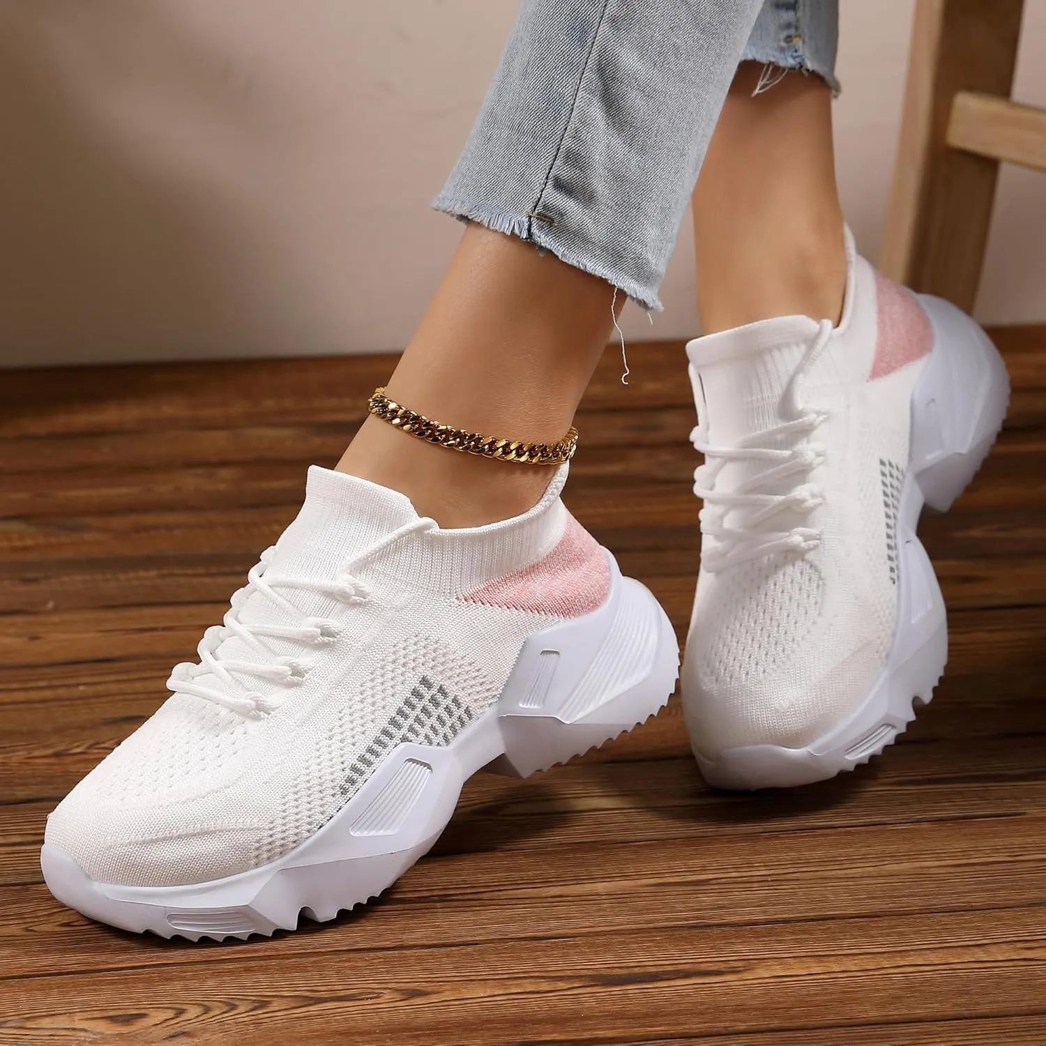 Women's Lightweight and Breathable Walking Sports Shoes - Comfortable and Cushioned Fitness Shoes with Breathable mesh for Daily Walking/Travel